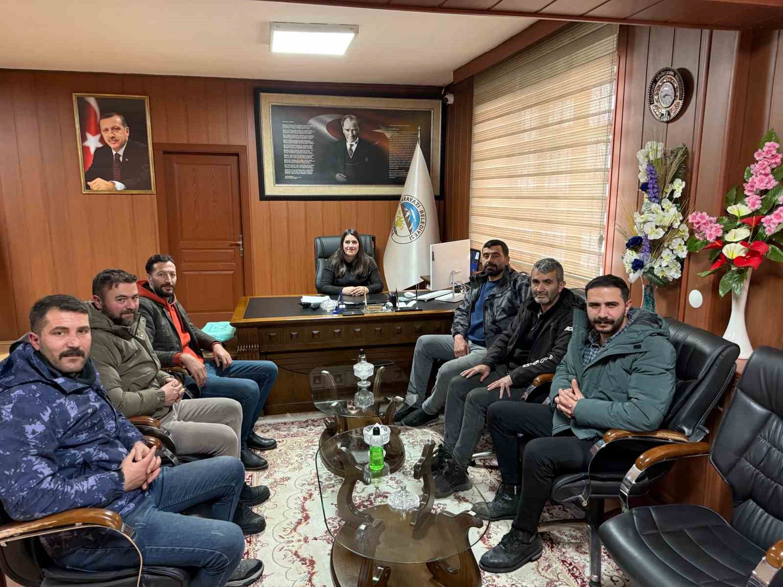 Karayazı’da bir ilk: Esnaf dayanışma derneği kuruldu
