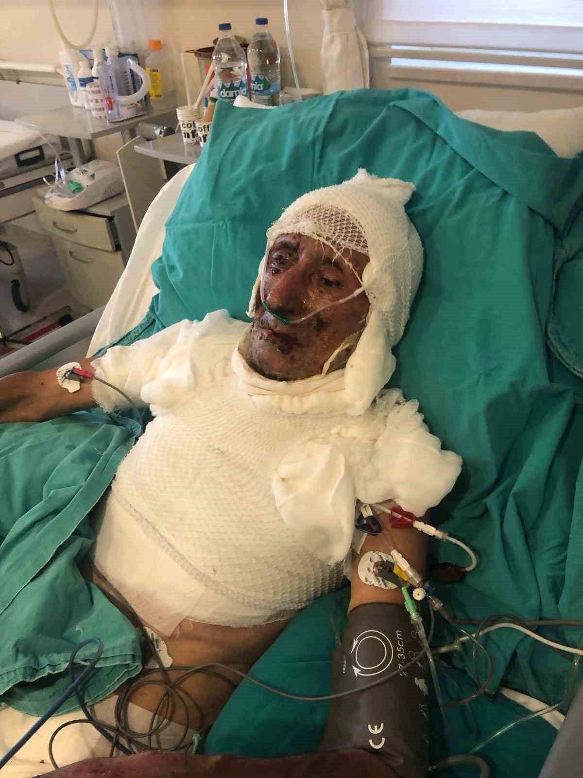 Kardeşini ahıra kilitleyip ateşe verdiği iddia edilen şahsın yargılamasına devam edildi
