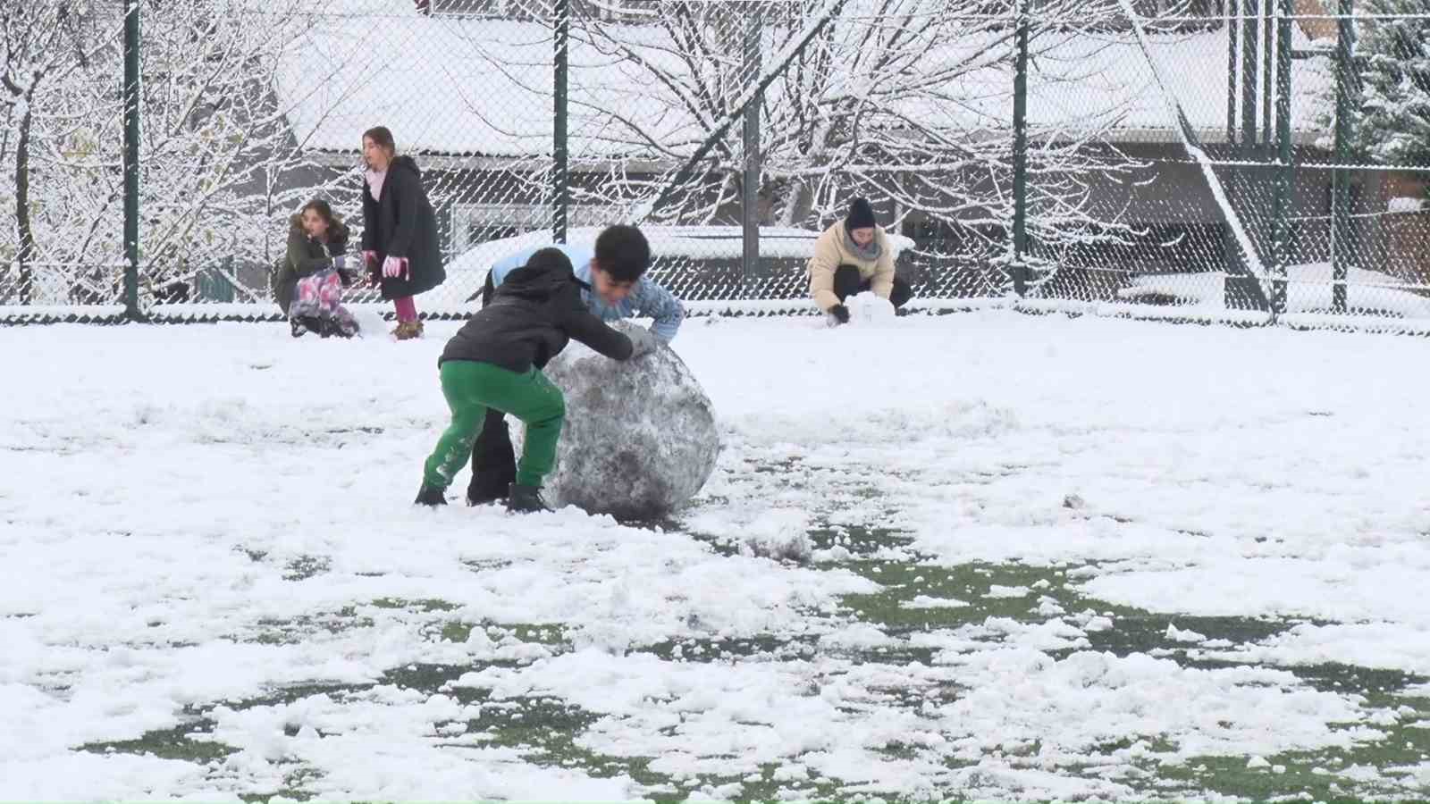 Karın sefasını çocuklar sürdü, cefasını büyükler çekti
