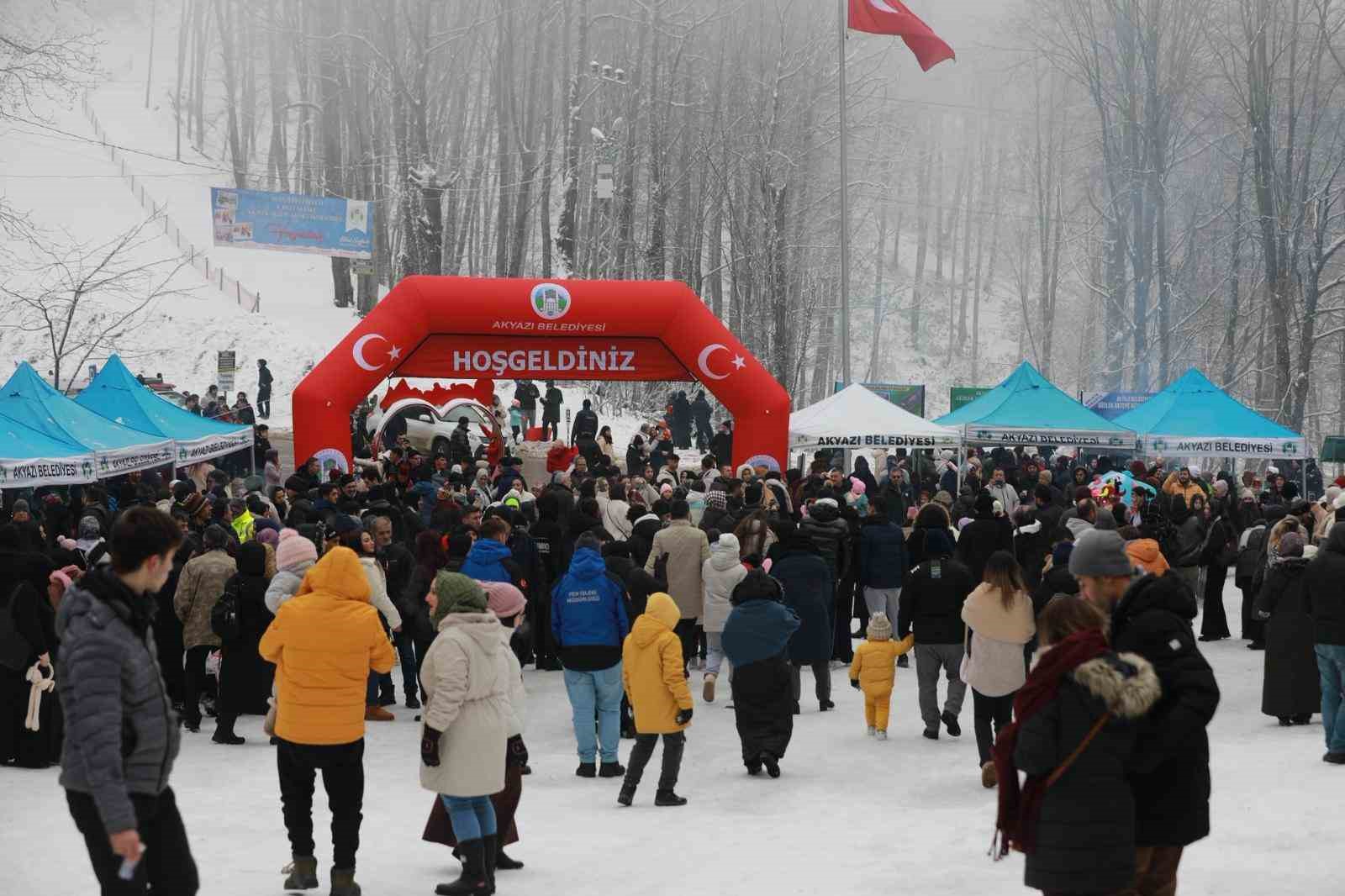 Karne hediyesi kar eğlencesi: Aktepe’de 7’den 70’e kızak şöleni
