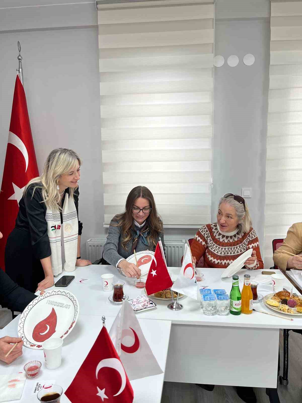 Kars Kızılay’dan Filistin’e umut etkinliği
Kars Kızılay’dan Filistin’e umut etkinliği