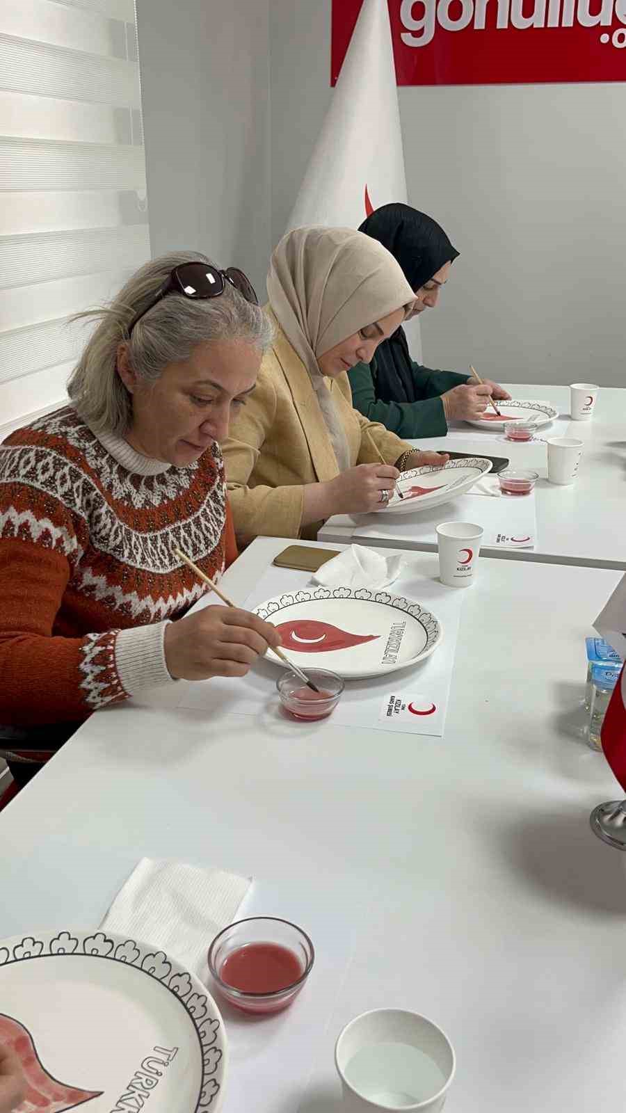 Kars Kızılay’dan Filistin’e umut etkinliği
Kars Kızılay’dan Filistin’e umut etkinliği