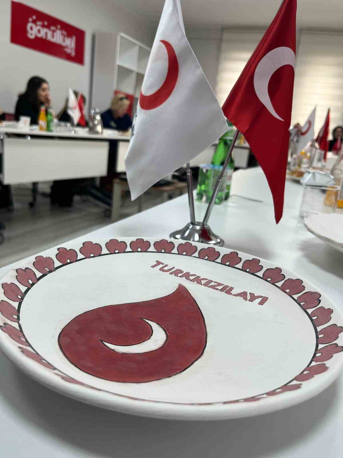 Kars Kızılay’dan Filistin’e umut etkinliği
Kars Kızılay’dan Filistin’e umut etkinliği