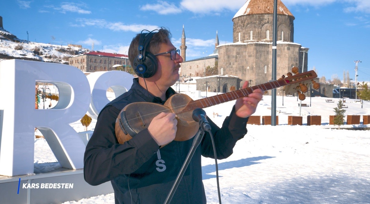 Kars polisinden 181. yıla özel müzikal klip
