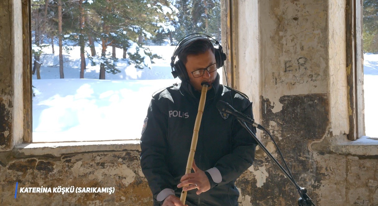Kars polisinden 181. yıla özel müzikal klip
