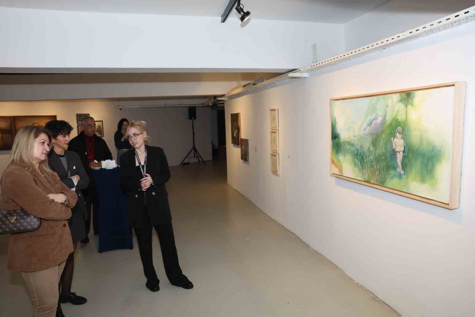 Karşılaşmalar, Devinimler, İzler sergisi ziyarete açıldı
Karşılaşmalar, Devinimler, İzler sergisi ziyarete açıldı