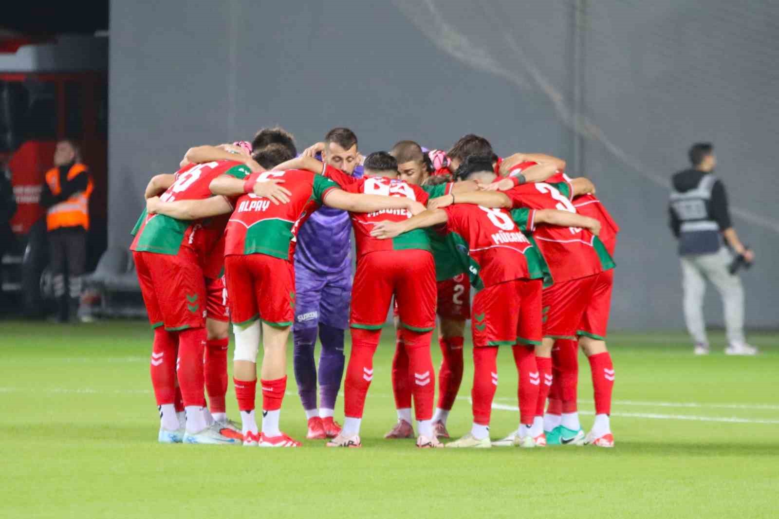 Karşıyaka, deplasmanda kazanmakta zorlanıyor
