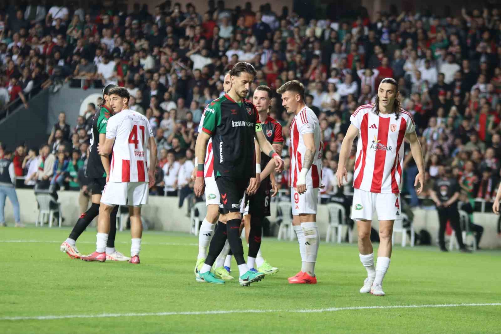 Karşıyaka, play-off’a veda etti
