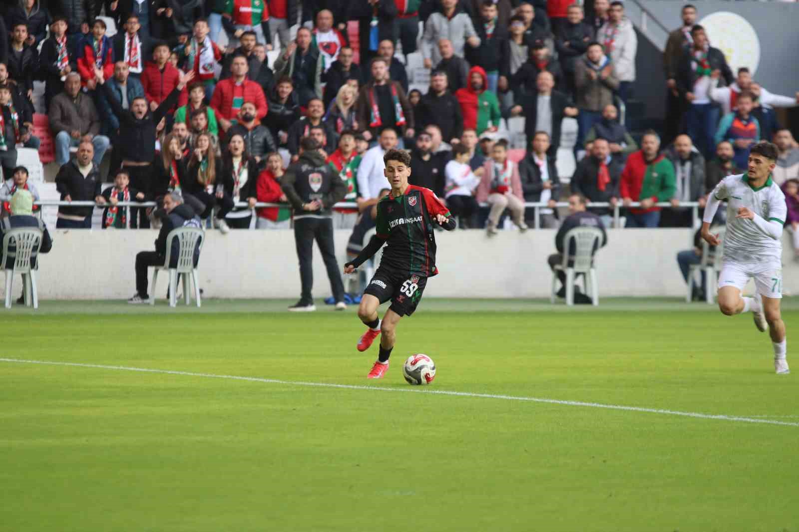 Karşıyaka’nın genç yeteneği Adem Yeşilyurt, Trabzonspor yolunda
