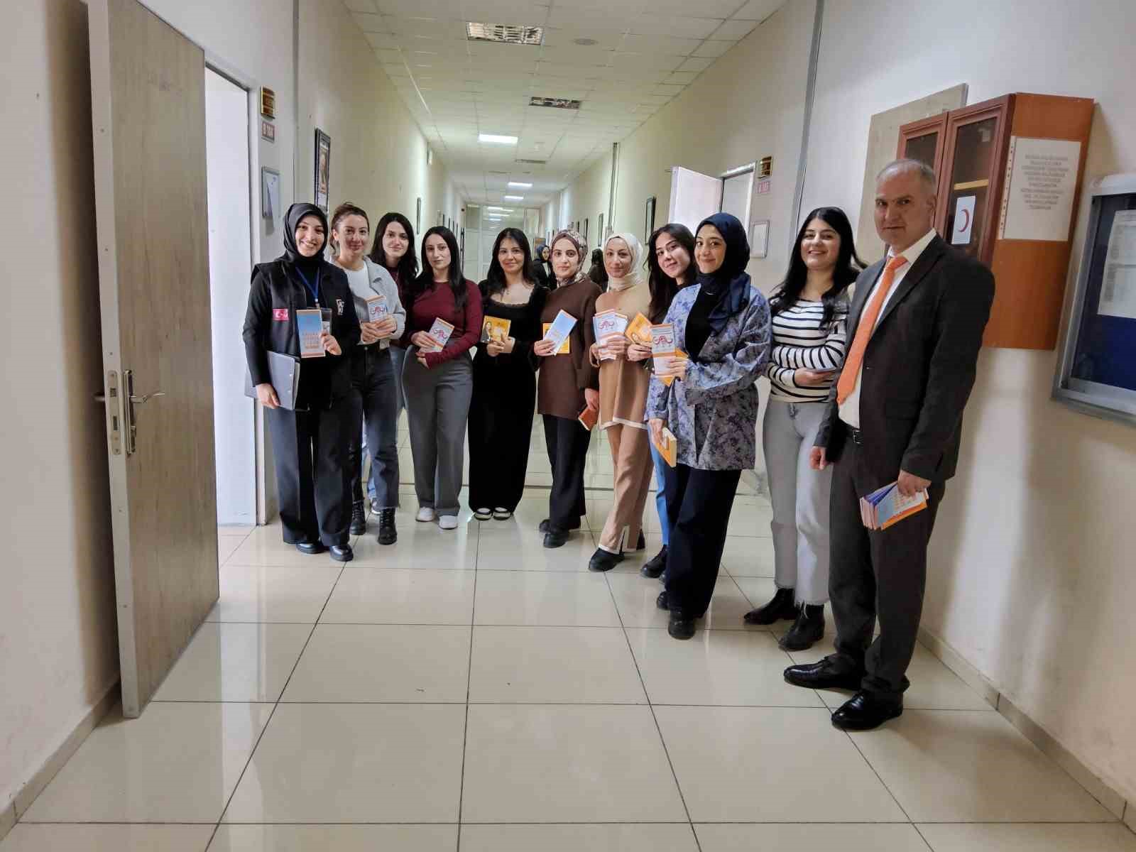 Kars’ta "Açık Kapı"dan üniversite öğrencilerine yakın temas
