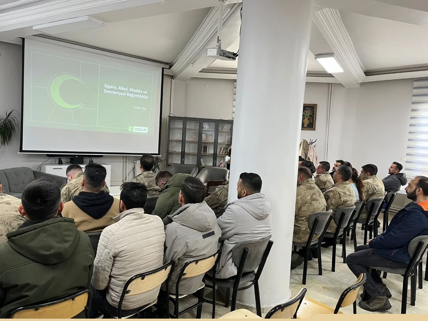 Kars’ta jandarmaya bağımlılıkla mücadele eğitimi
