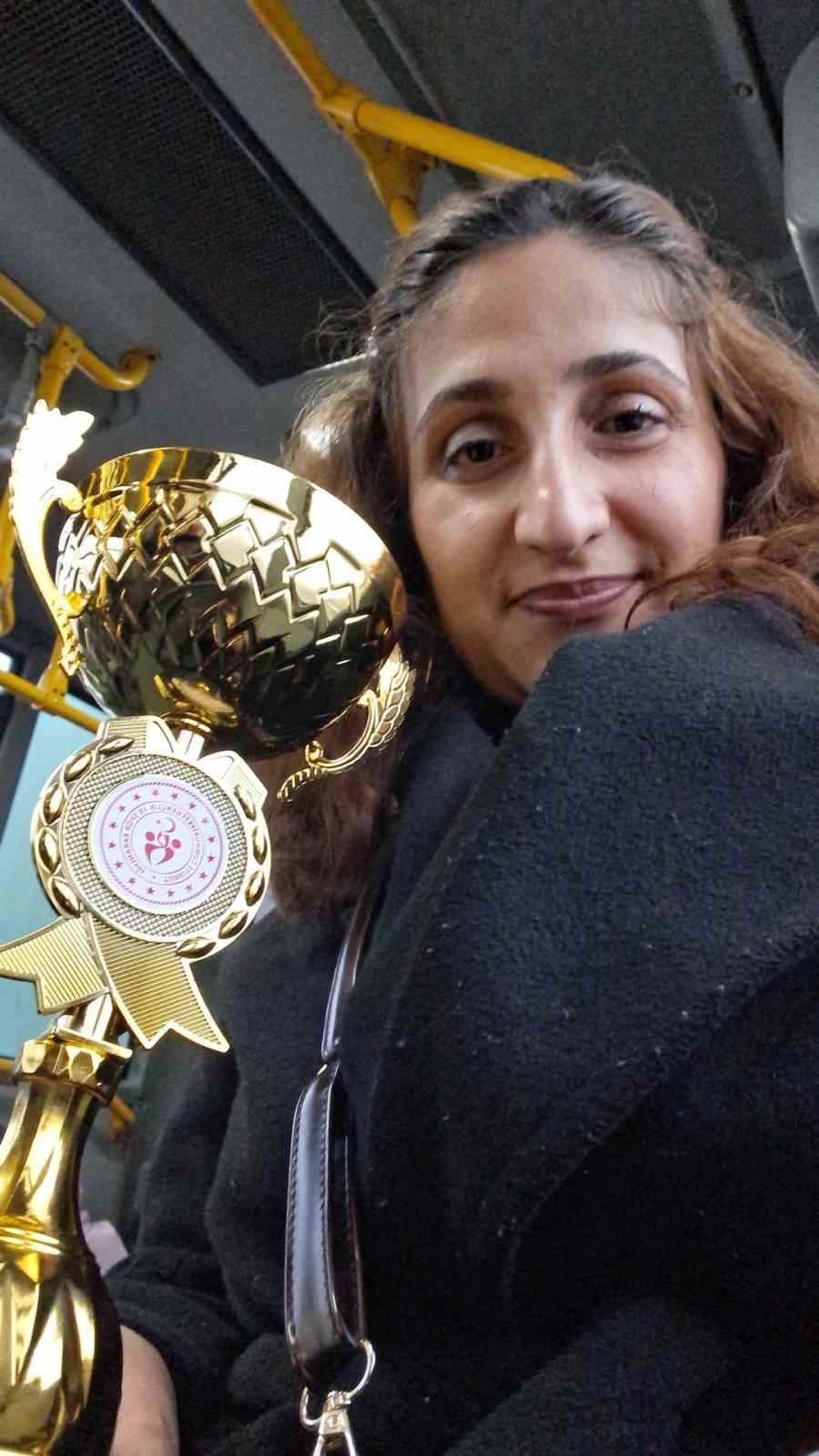 Kars’ta "Kadınlar Satranç İl Birinciliği Turnuvası" tamamlandı
Kars’ta "Kadınlar Satranç İl Birinciliği Turnuvası" tamamlandı