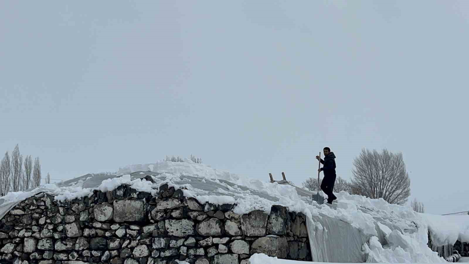 Kars’ta köylerde ahırlar için seferberlik
