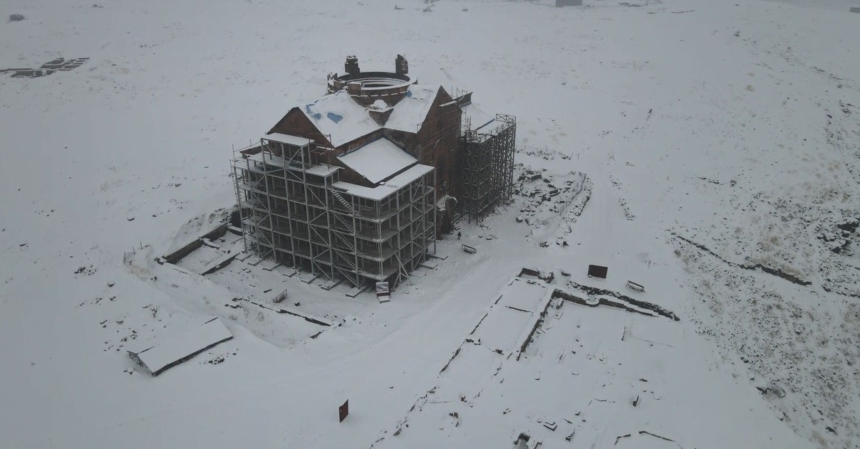 Kars’ta "Medeniyetler beşiği" Ani’ye ziyaretçi akını
Kars’ta "Medeniyetler beşiği" Ani’ye ziyaretçi akını