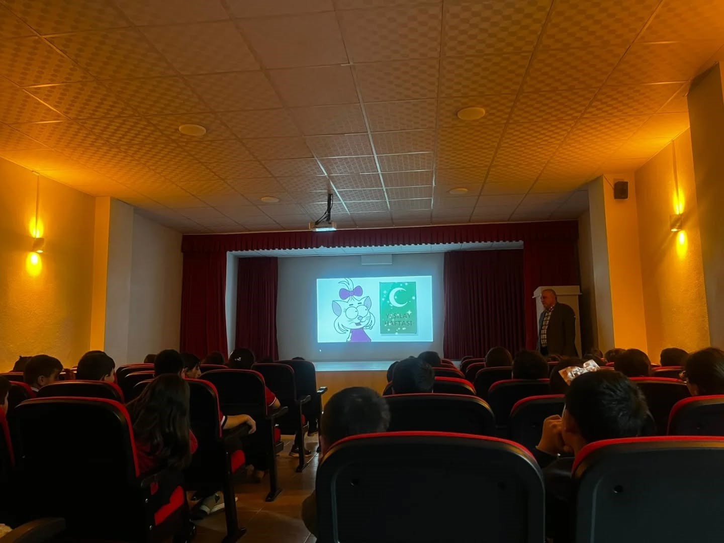 Kars’ta öğrencilere "Teknoloji Bağımlılığı ve Sağlıklı Yaşam" semineri
