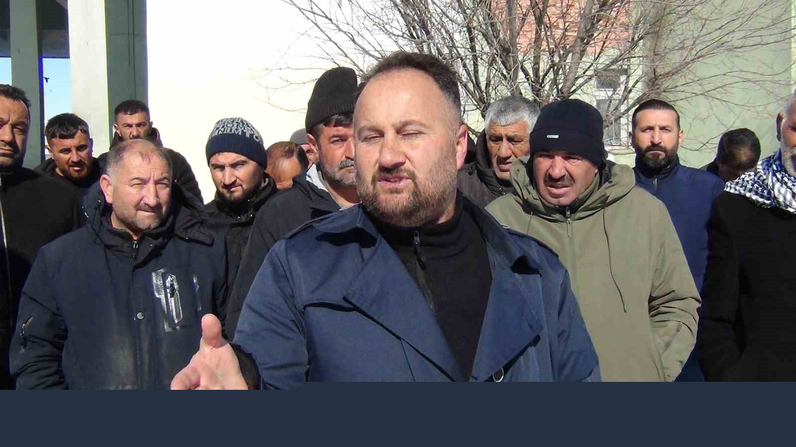 Kars’ta vatandaşların taş ocağı tepkisi
