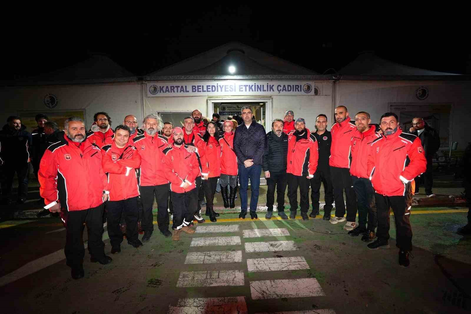 Kartal Belediyesi, Afet ve Arama Kurtarma ekiplerini iftar sofrasında buluşturdu
