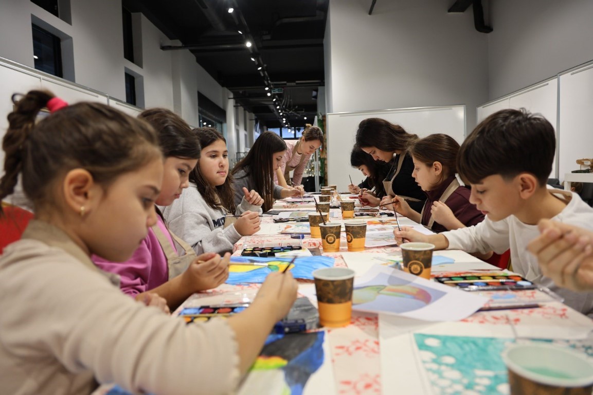 Kartepe’de öğrenciler yarıyıl tatilini sanat atölyeleriyle tamamladı
