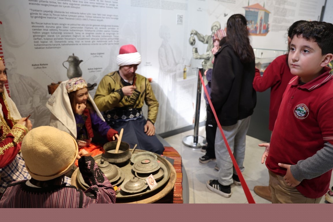 Kartepeli miniklerden tarihe yolculuk
