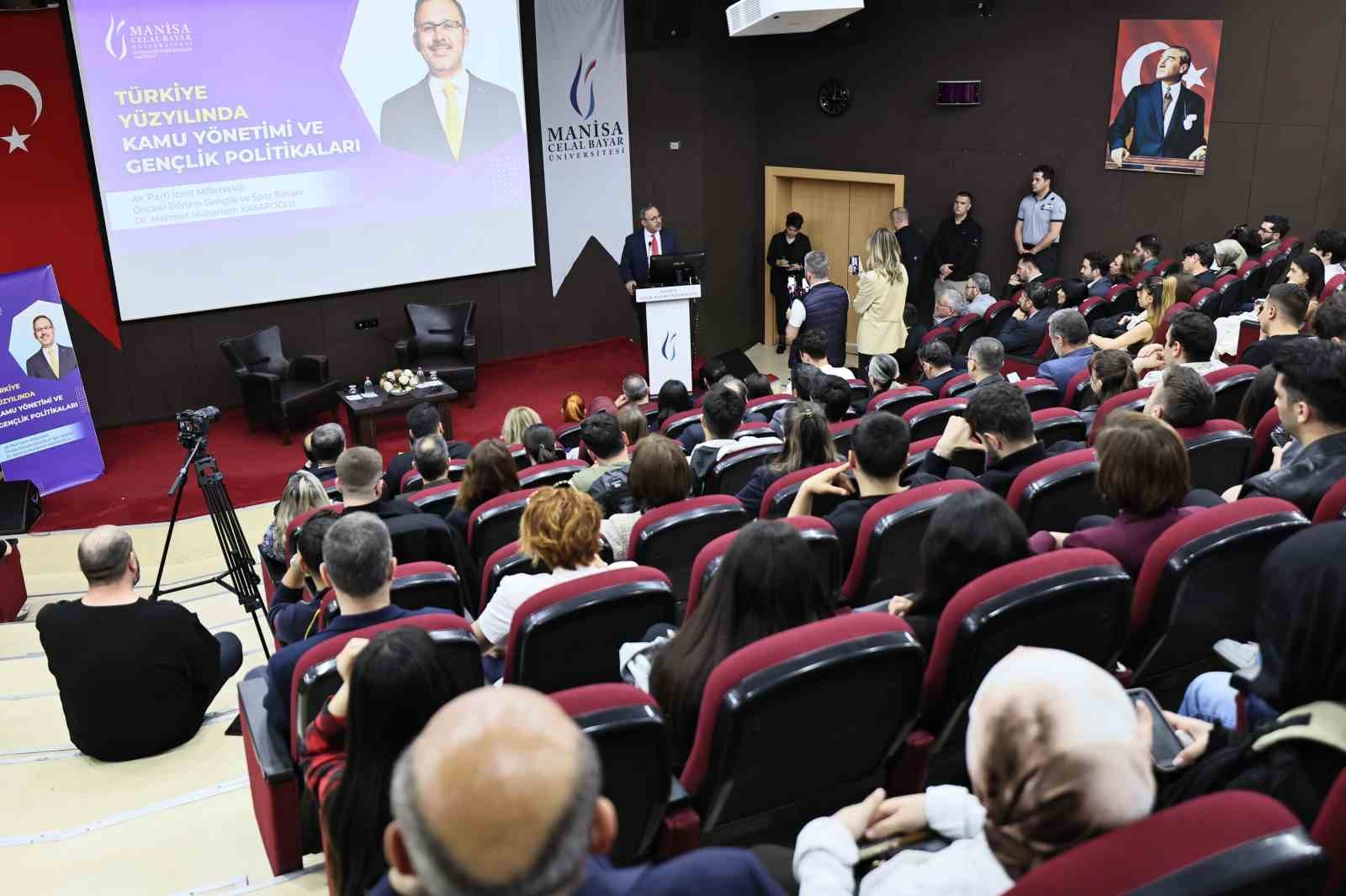 Kasapoğlu kamu yönetimi öğrencileriyle buluştu
