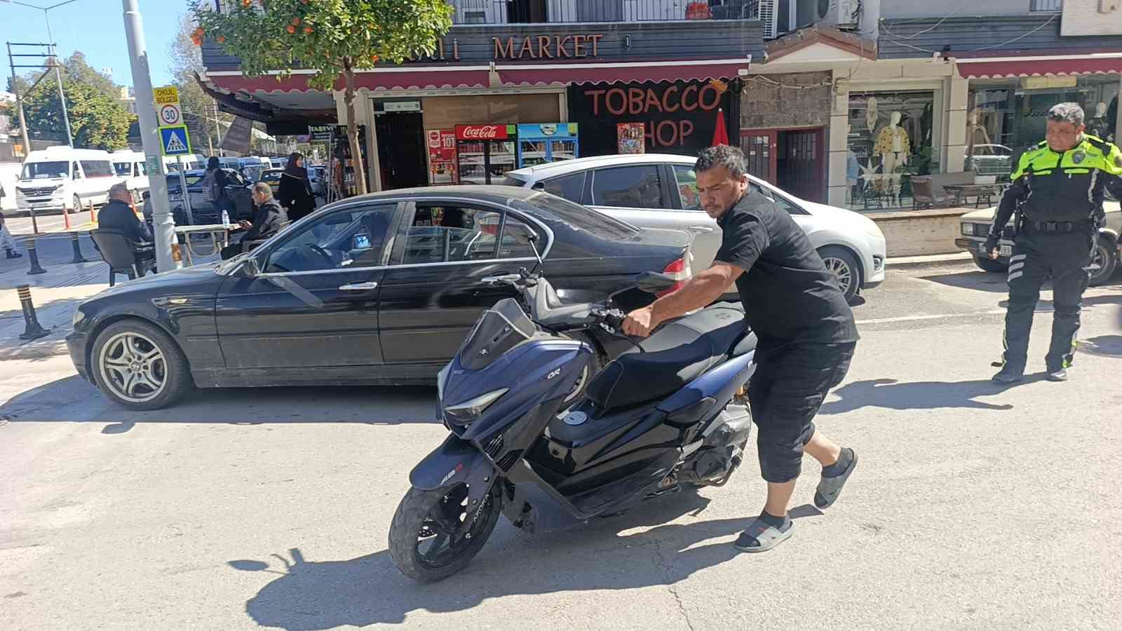 Kasktan ceza yememek için plakasını kapattı, yediği cezayı görünce hayatının pişmanlığını yaşadı

