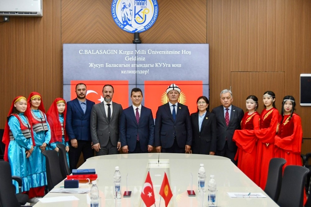 Kastamonu Üniversitesi ile Kırgız Milli Üniversitesi arasında iş birliği
