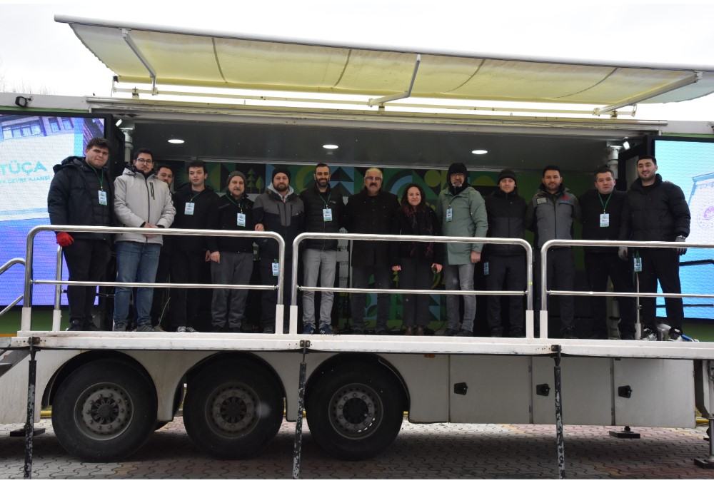 Kastamonu Üniversitesi’nde "çevre tırı" öğrencilerle buluştu
Kastamonu Üniversitesi’nde "çevre tırı" öğrencilerle buluştu