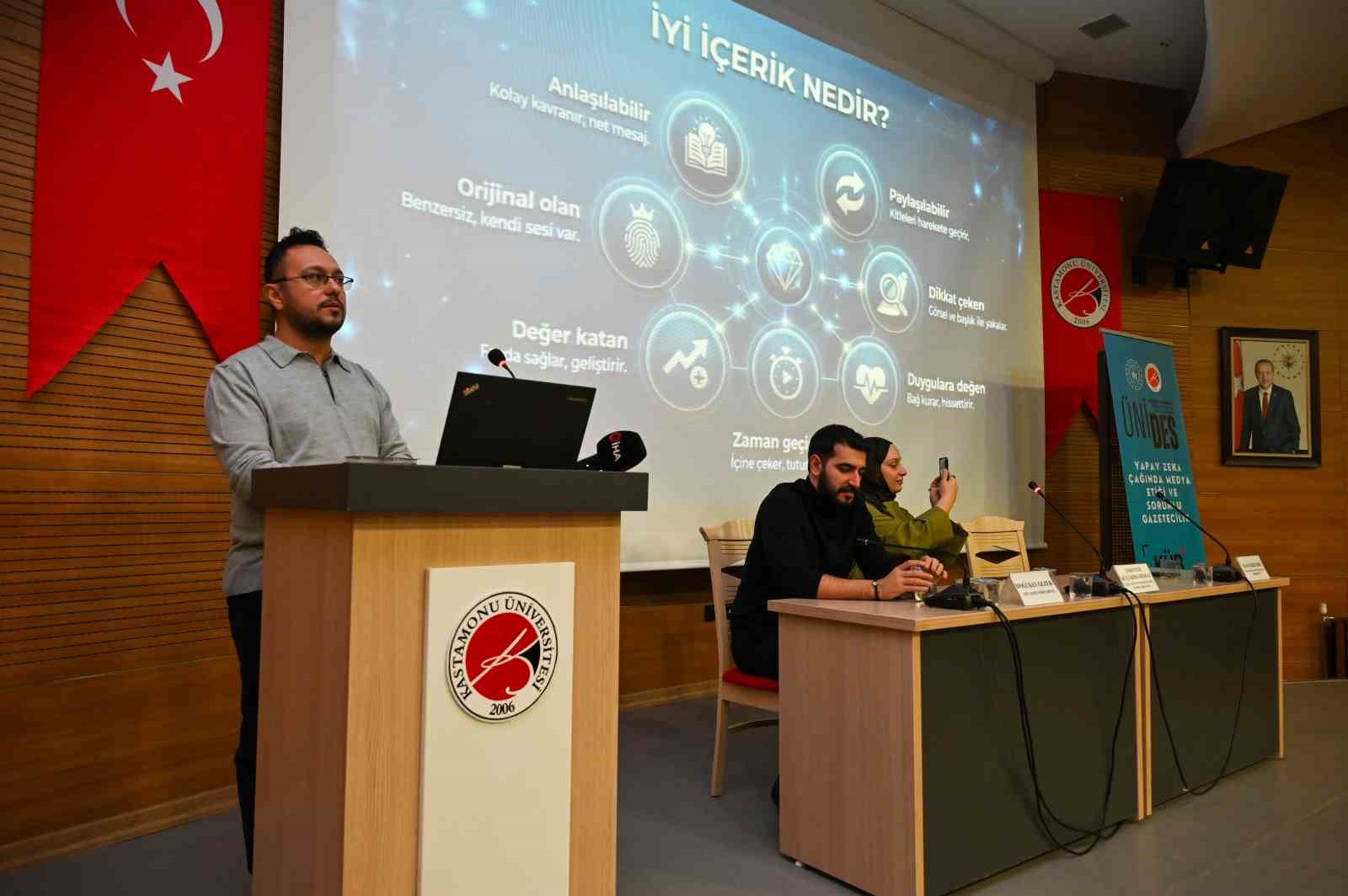 Kastamonu Üniversitesi’nde yapay zeka ve medya etiği masaya yatırıldı

