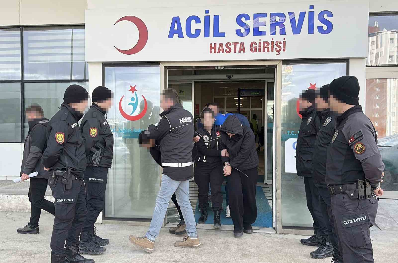 Kastamonu’da 11 bin sentetik ecza hapı ele geçirildi: 6 tutuklama
