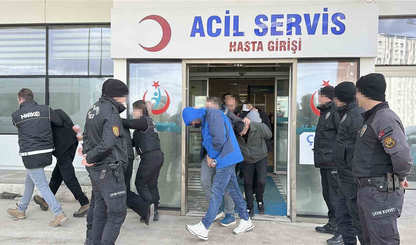 Kastamonu’da 11 bin sentetik ecza hapı ele geçirildi: 6 tutuklama
