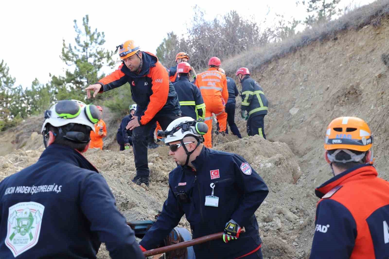 Kastamonu’da AFAD ekiplerinden heyelan tatbikatı
