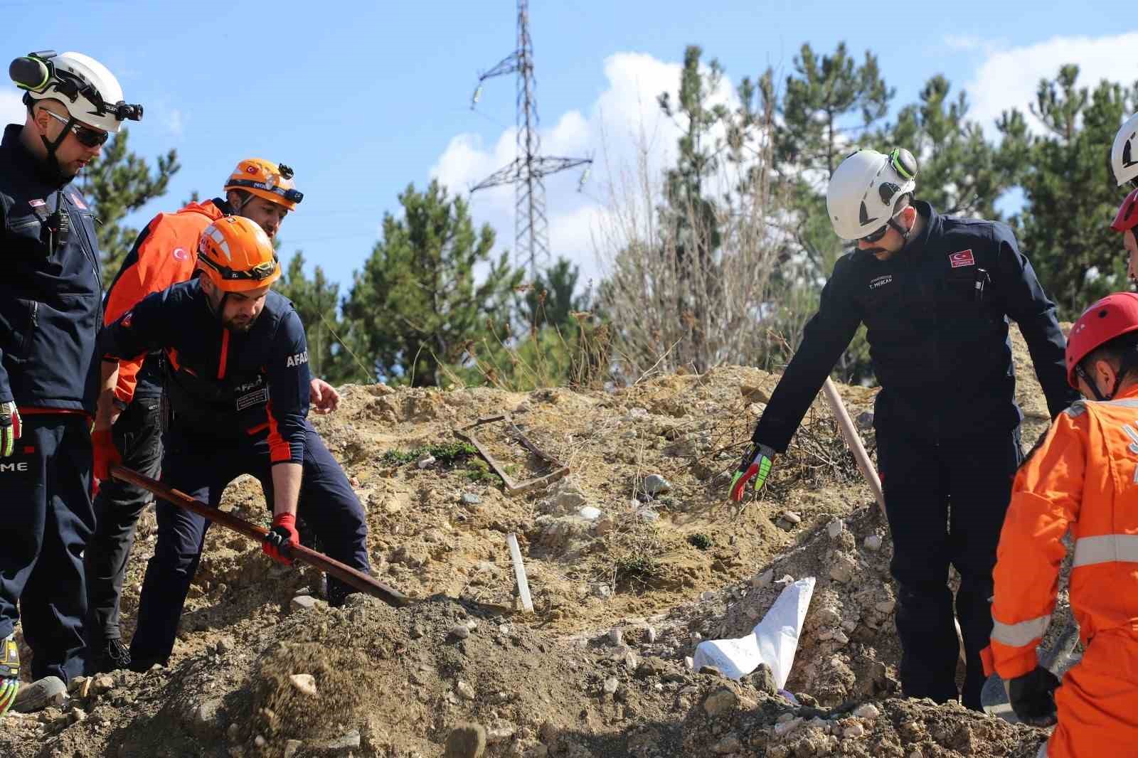 Kastamonu’da AFAD ekiplerinden heyelan tatbikatı
