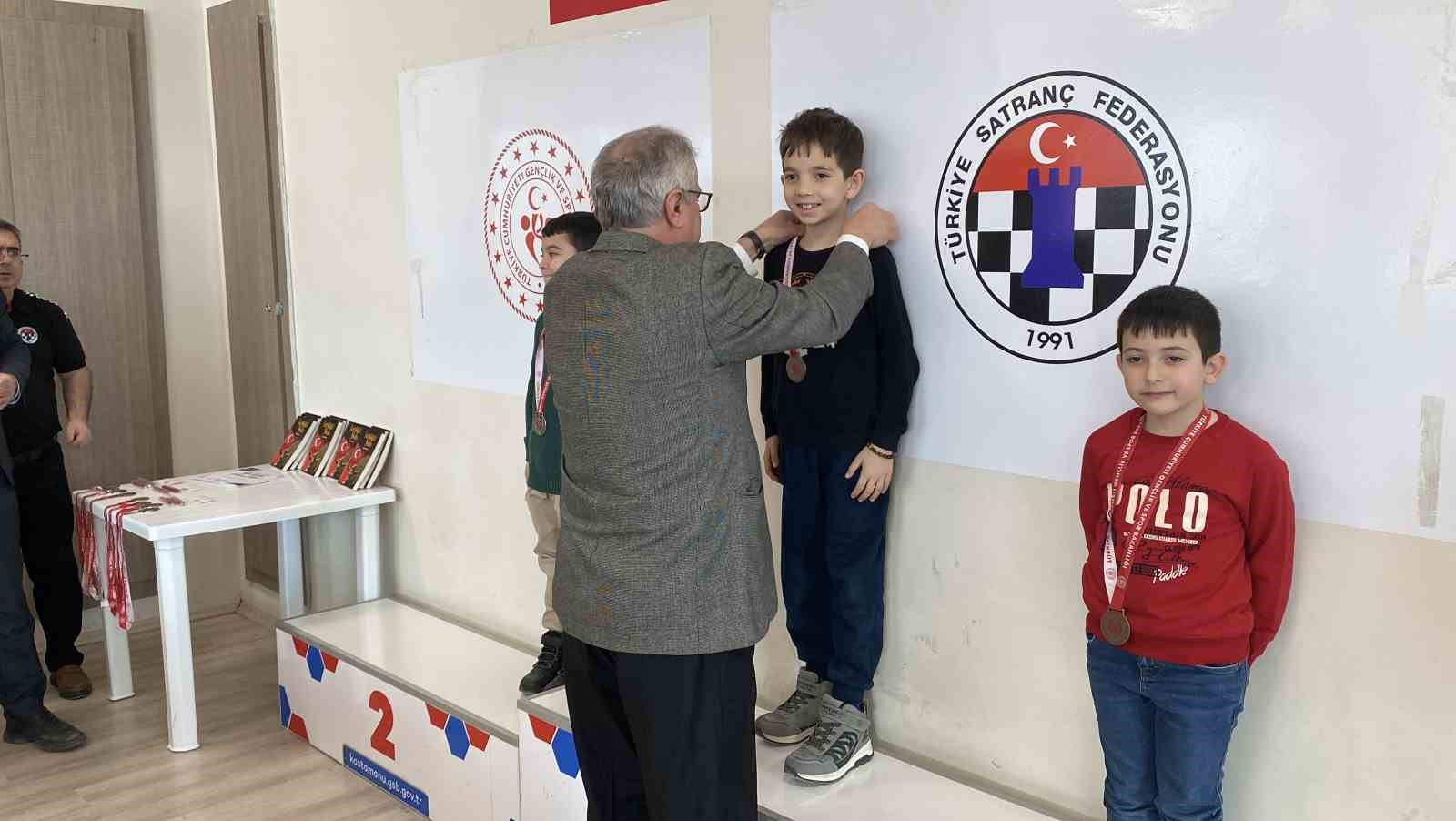 Kastamonu’da Çalışan Gazeteciler Günü satranç turnuvasıyla kutlandı
