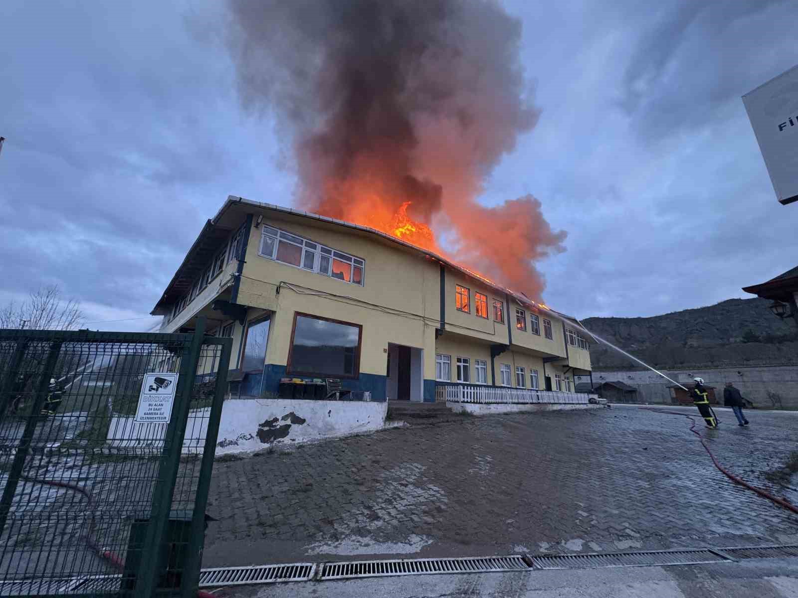 Kastamonu’da fabrika yangını
