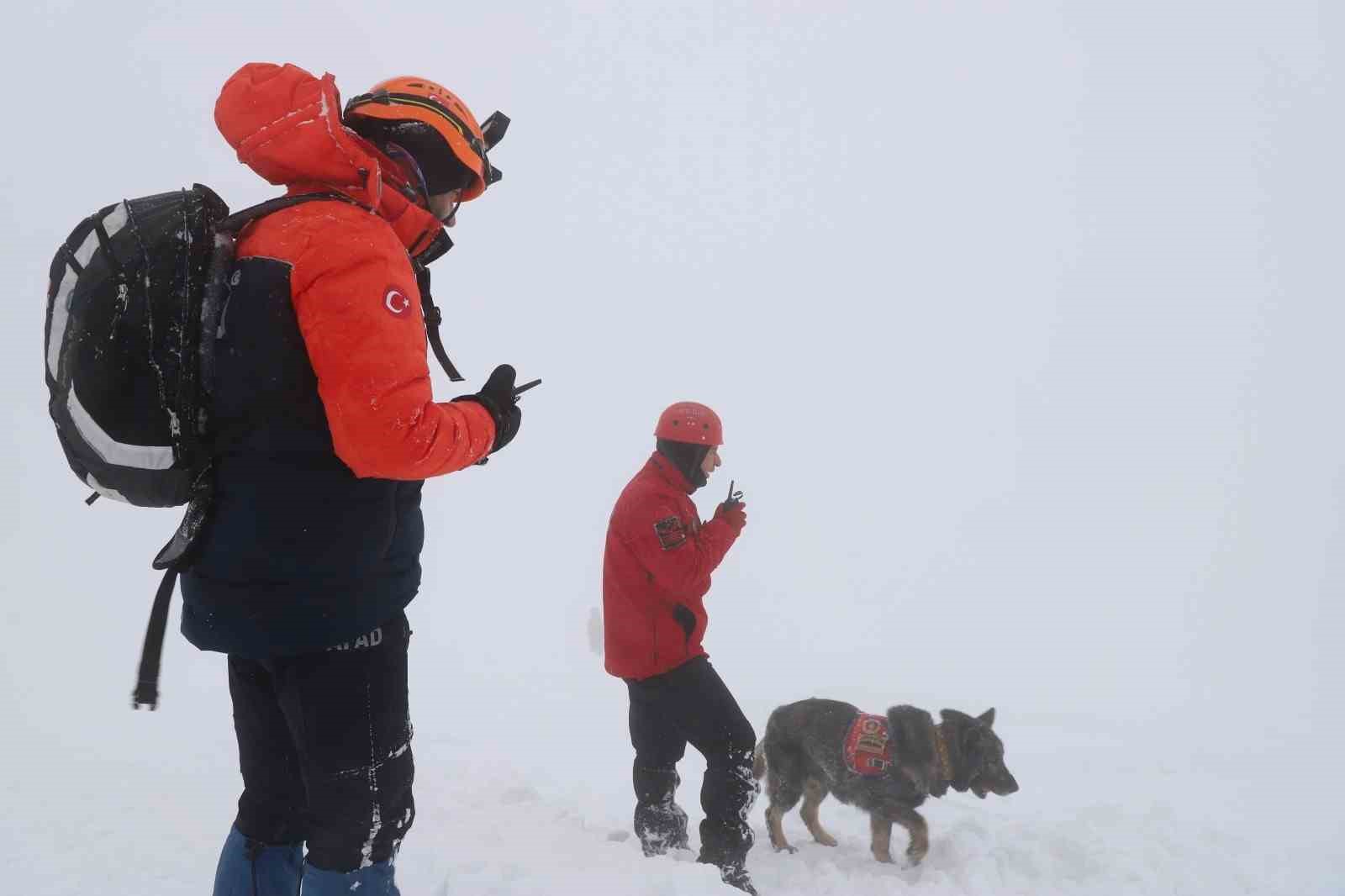 Kastamonu’da Ilgaz Dağı’nda "Çığda Arama Kurtarma" tatbikatı gerçekleştirildi
