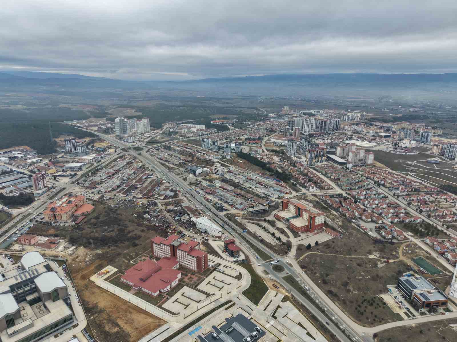 Kastamonu’da musluk suyunun sürekli bulanık akmasına tepki
Kastamonu’da musluk suyunun sürekli bulanık akmasına tepki