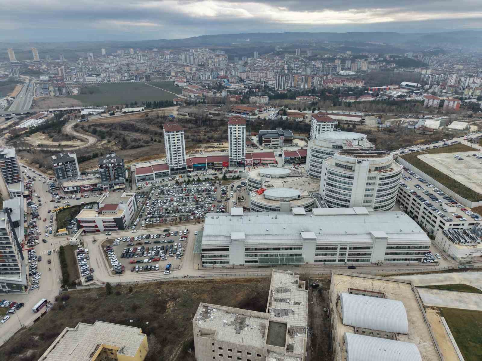 Kastamonu’da musluk suyunun sürekli bulanık akmasına tepki
Kastamonu’da musluk suyunun sürekli bulanık akmasına tepki