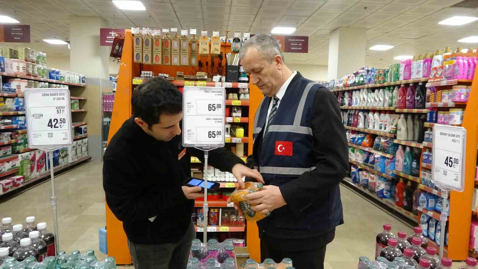 Kastamonu’da Ramazan ayı öncesinde restoran ve marketler denetlendi
