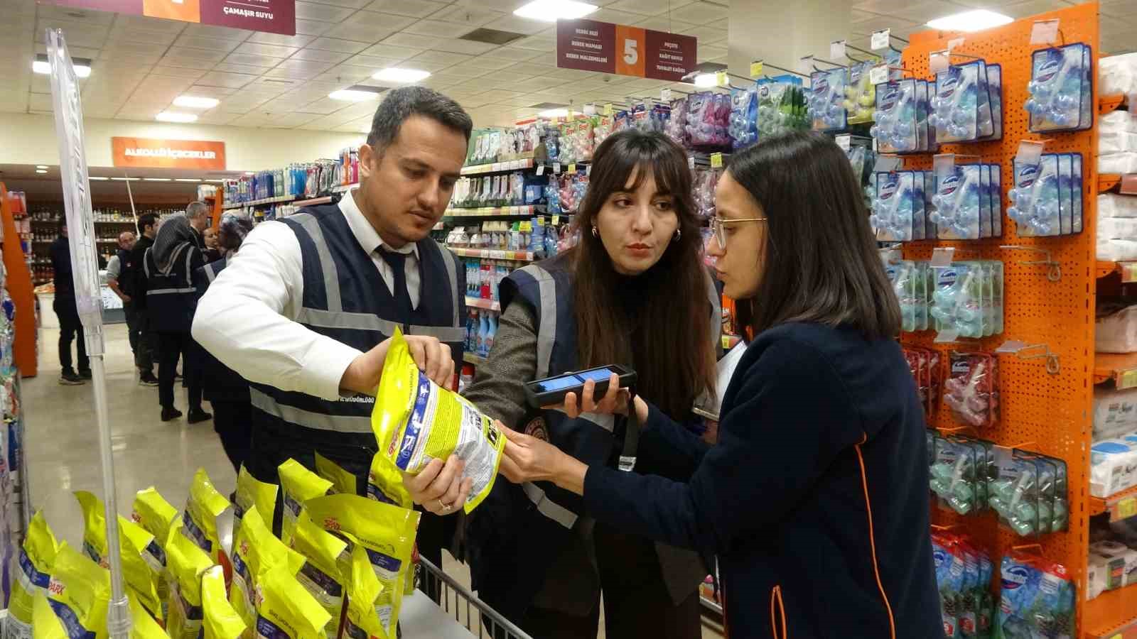 Kastamonu’da Ramazan ayı öncesinde restoran ve marketler denetlendi
