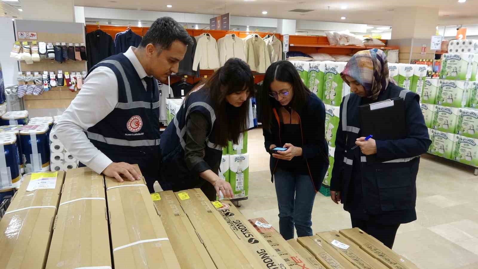 Kastamonu’da Ramazan ayı öncesinde restoran ve marketler denetlendi
