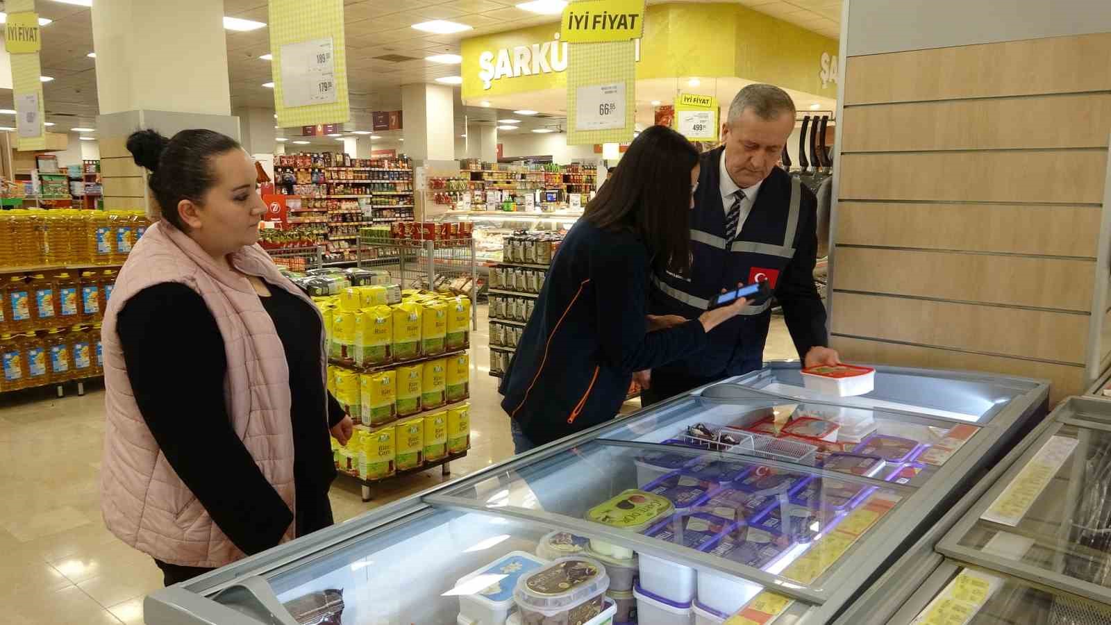Kastamonu’da Ramazan ayı öncesinde restoran ve marketler denetlendi
