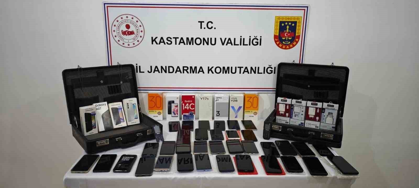 Kastamonu’da tarihi eser kaçakçılarına operasyon: 3 gözaltı
