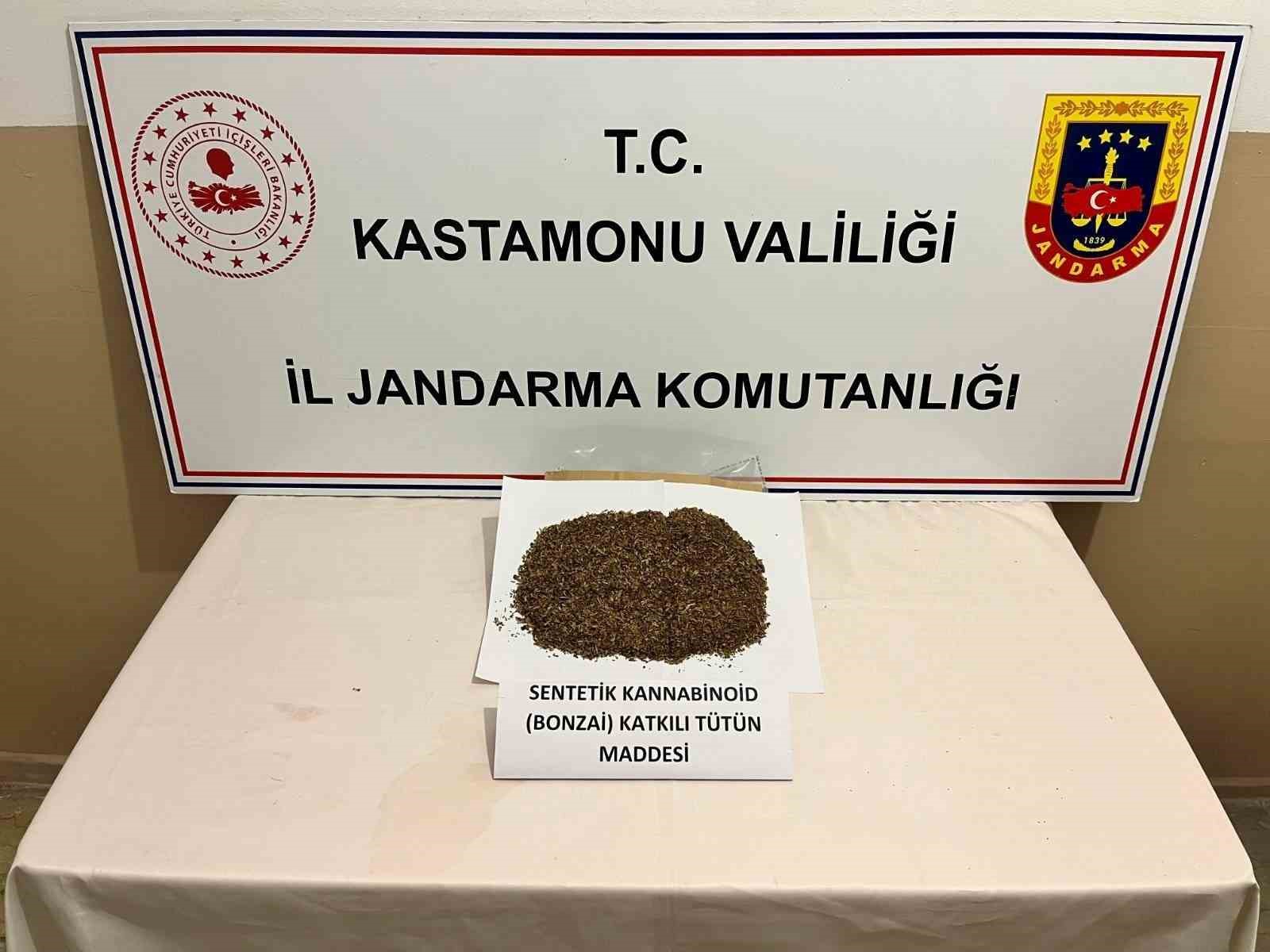 Kastamonu’da uyuşturucu operasyonu: 5 gözaltı
