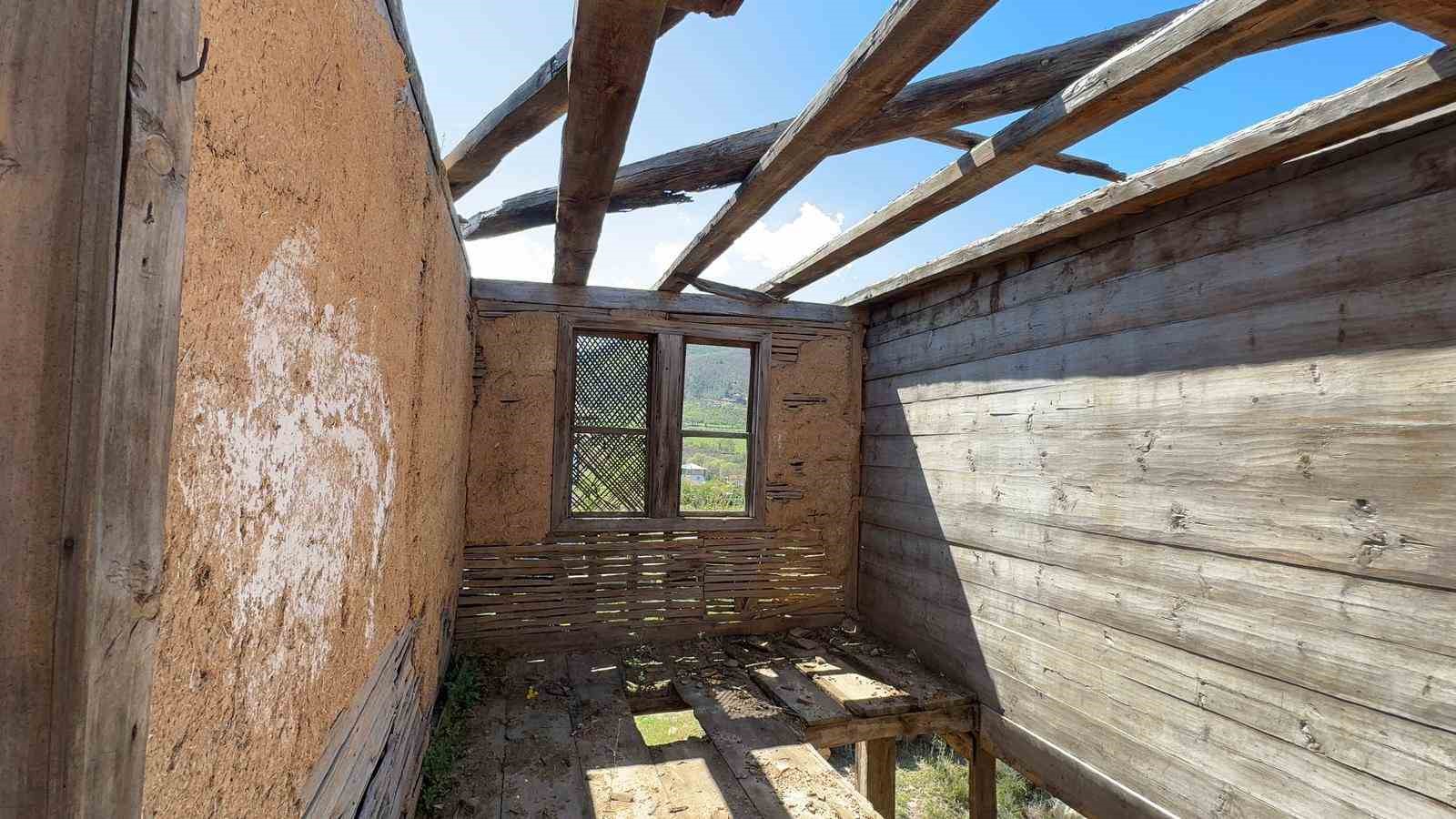 Kastamonu’da yıkılma tehlikesi bulunan tescilli tarihi konak için yıkım kararı
