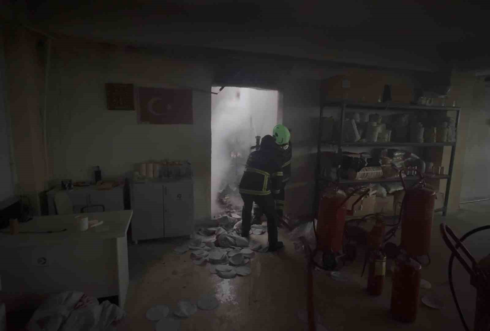 Kastamonu’daki fabrika yangını kontrol altına alındı
