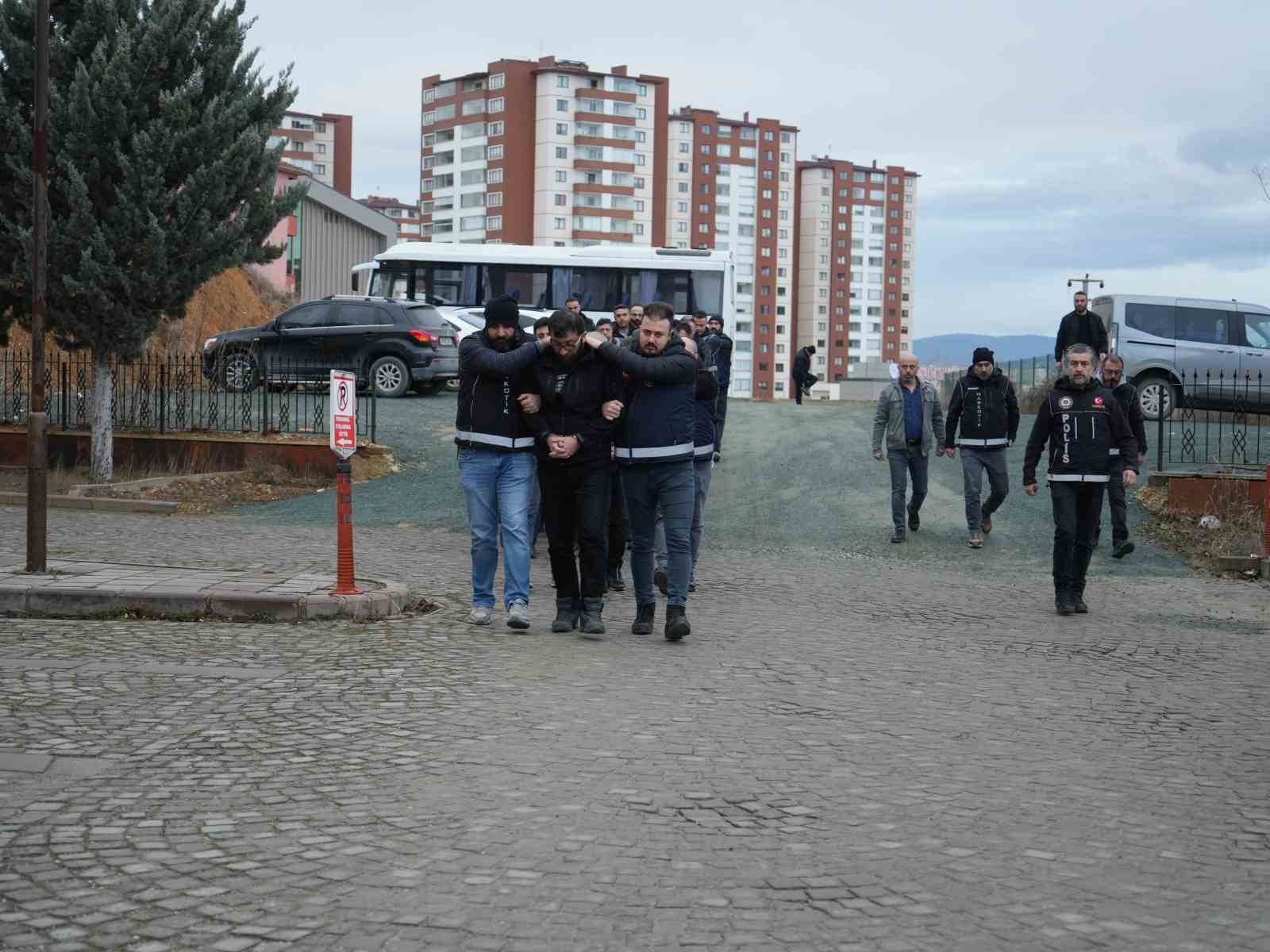 Kastamonu’daki uyuşturucu operasyonunda 3 tutuklama
