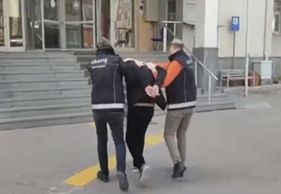 ‘Kasten öldürme’ suçundan 10 yıl kesinleşmiş hapsi bulunan şahıs yakalandı
