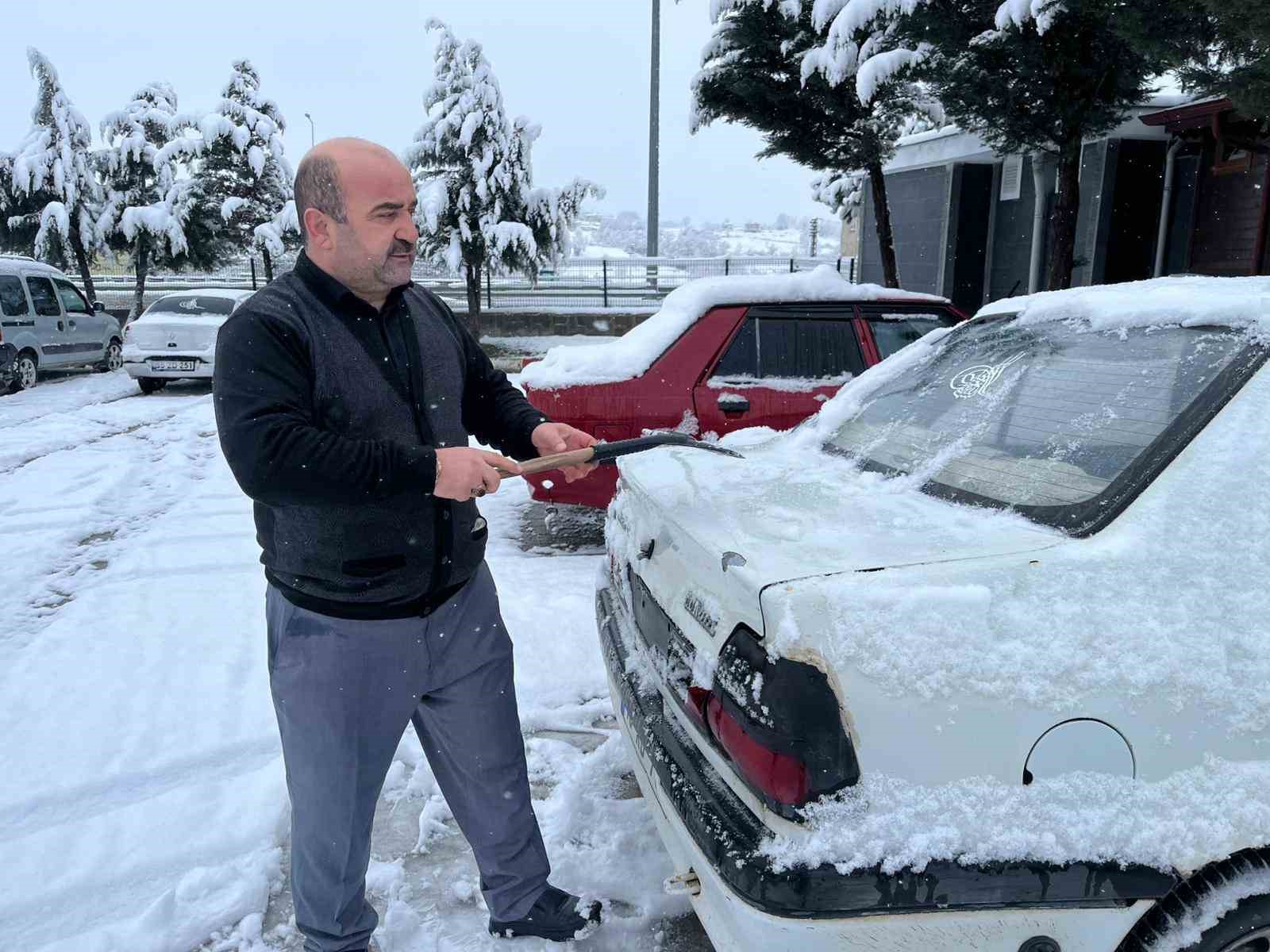 Kavak’ta kar 20 santimetreye ulaştı
