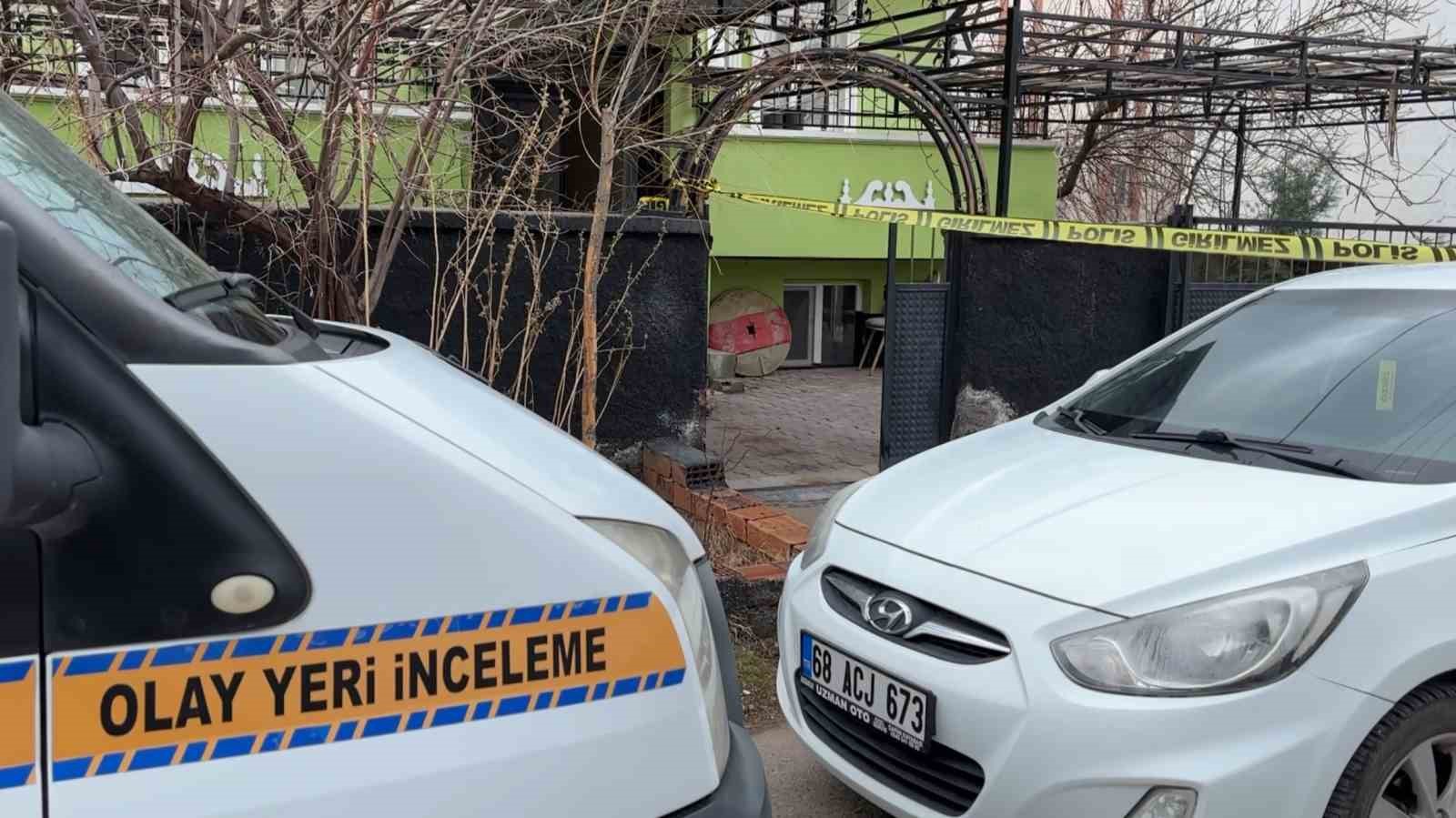 Kavga ettiği karısını tüfekle vurup ağır yaraladı
