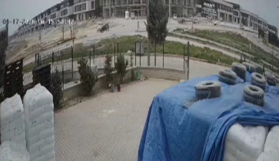 Kavşakta takla attıran kaza ucuz atlatıldı
